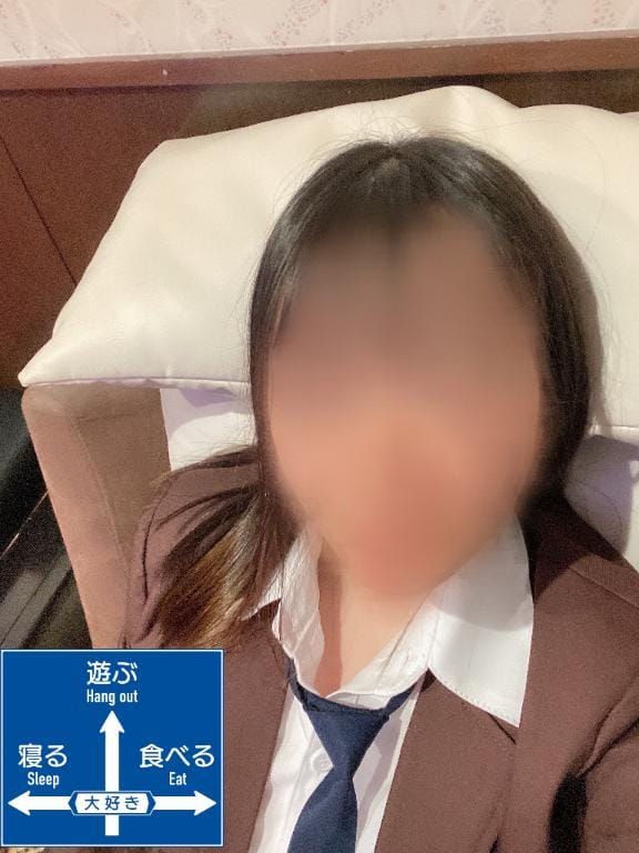 「明日はなんと」04/22(火) 21:30 | ツキの写メ