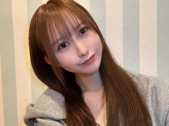 「最近パーカーばかり」04/24(木) 21:23 | ♪あかりの写メ