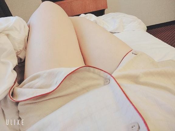 「明日16:00〜♡」04/27(日) 18:03 | しおりの写メ