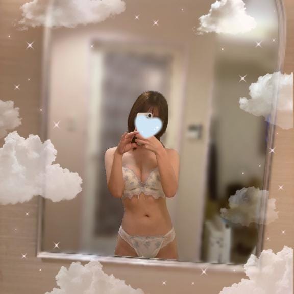 「本日最短23:30〜」04/27(日) 22:23 | いちかの写メ日記