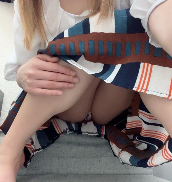「お題☺️」04/29(火) 11:41 | 三井はなの写メ