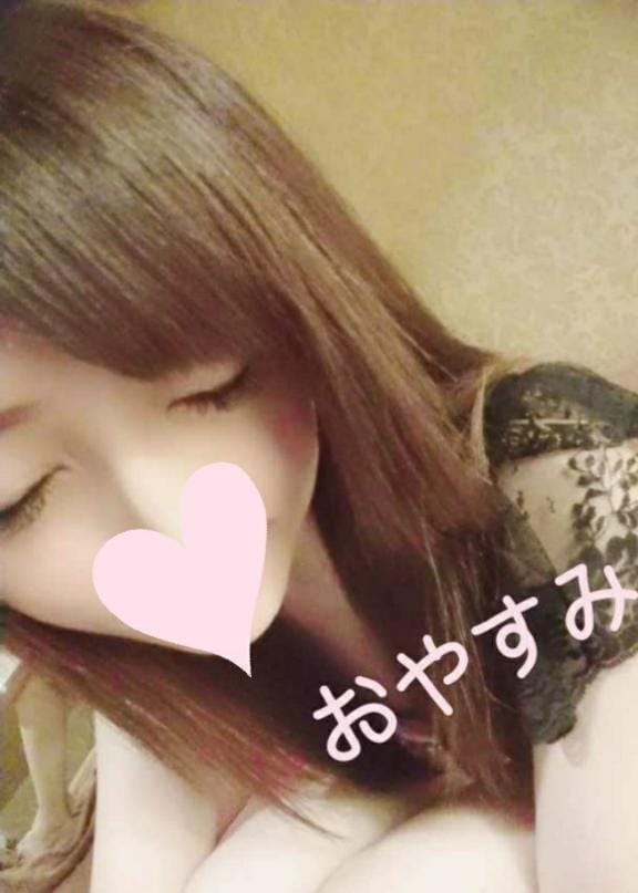 「ベッド・イン♡」05/13(火) 22:37 | すみれの写メ