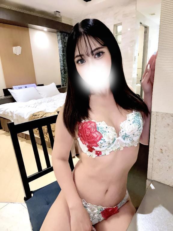 「レアのエロスイッチ探す？」05/13(火) 22:51 | 玲綺【レア】の写メ