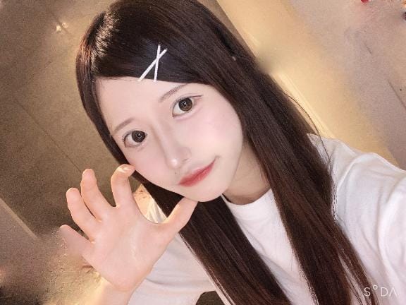 「脱がない♡？脱ぐ？♡」05/14(水) 23:26 | ぽめの写メ