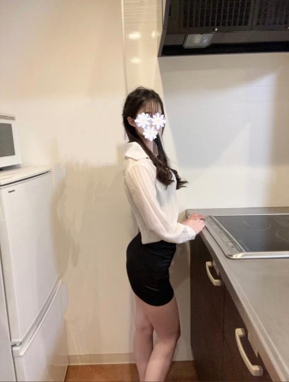 「」05/18(日) 23:42 | 涼宮かれんの写メ