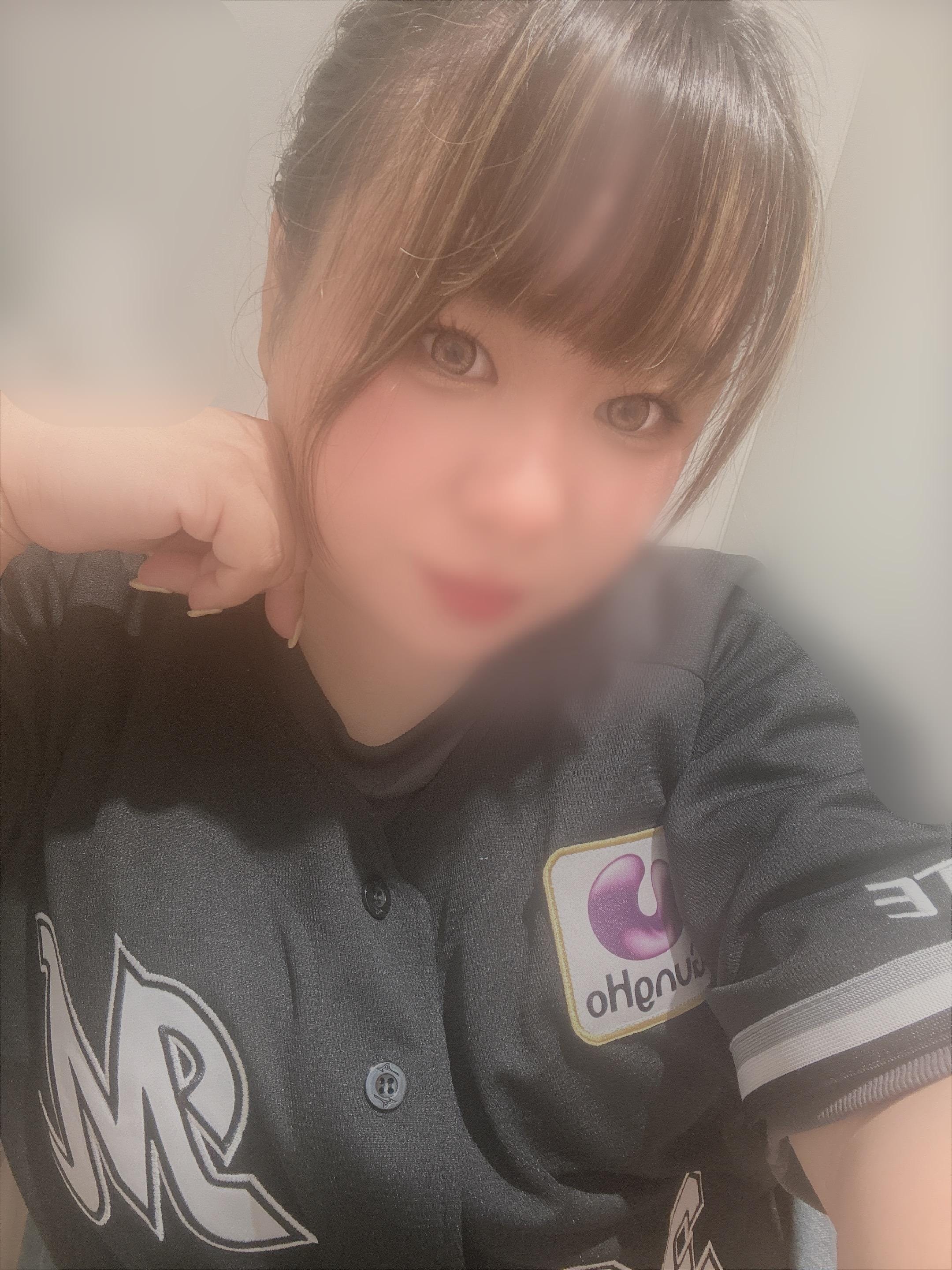 「エクステは」05/21(水) 06:58 | なぎの写メ