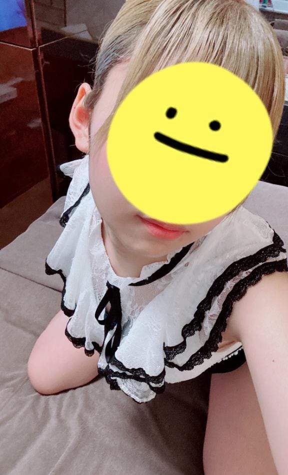 「おはようございます^ ^」05/21(水) 09:55 | 成海　かほの写メ