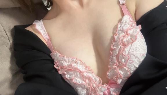 「出勤」05/21(水) 17:36 | いずみ【未経験スレンダー美少女】の写メ