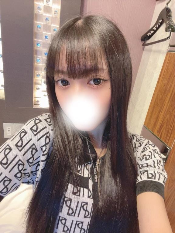 「完売あざましゅ〜〜〜」05/25(日) 02:22 | 月／ツキの写メ
