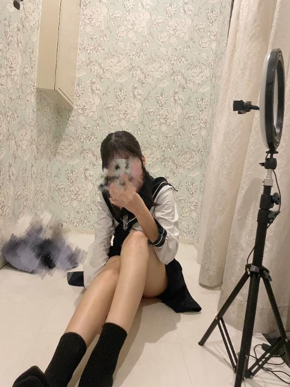 「やだぁ…お兄さんの“アレ”」06/13(金) 23:09 | みくの写メ