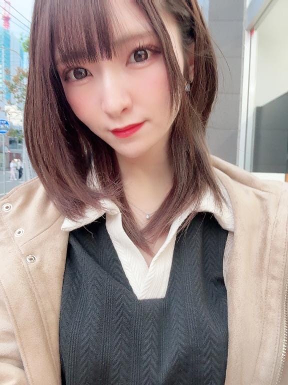 「明日」06/16(月) 00:02 | 白咲りお（巨乳・スタイル抜群）の写メ