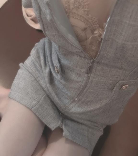 「」06/17(火) 15:53 | はなの写メ