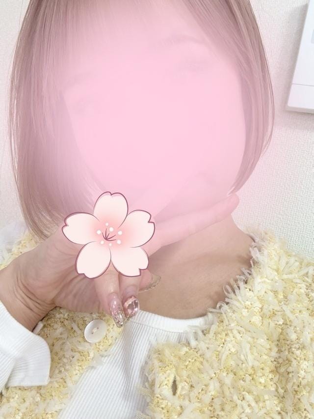 「12時から出勤です」06/24(火) 10:59 | ゆめみの写メ