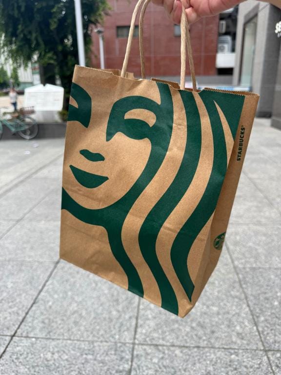 「スタバ」06/25(水) 14:01 | 倉田 ミオンの写メ