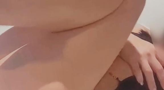 「指チ◯ポに犯される」07/18(金) 21:40 | 辻彩乃の写メ