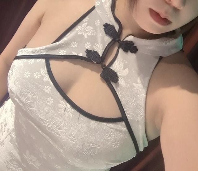 「暑い…」07/19(土) 16:00 | なつ　体験入店の写メ