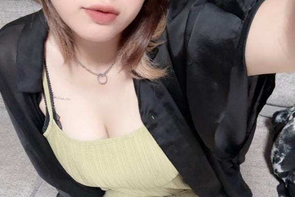 「出勤してます」08/03(日) 21:21 | まりの写メ