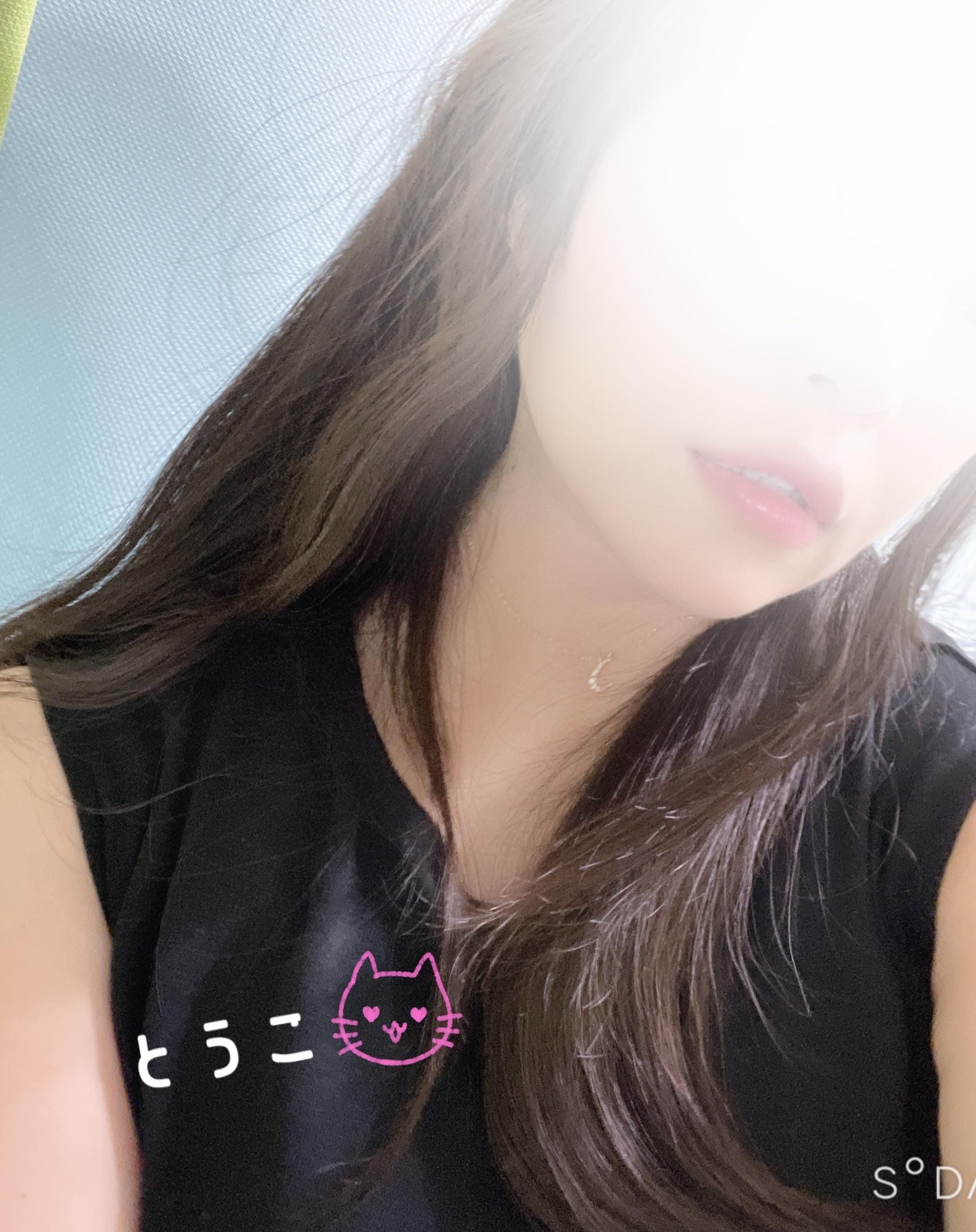 「出勤しました〜⸜( ´ ꒳ ` )⸝」08/05(火) 16:33 | 冬子-とうこの写メ