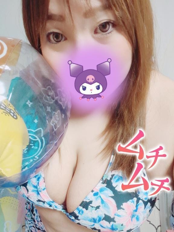「シュッシュッシュッシュッきーーん(*´³`*) ㄘゅ」08/11(月) 14:17 | なおの写メ