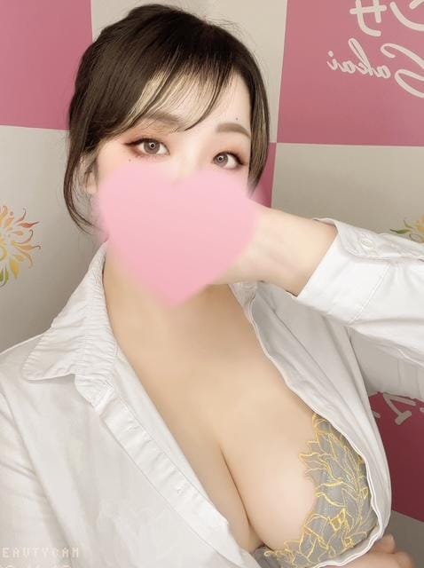 「出勤してます(*´ω`*)」08/11(月) 18:41 | さやかの写メ