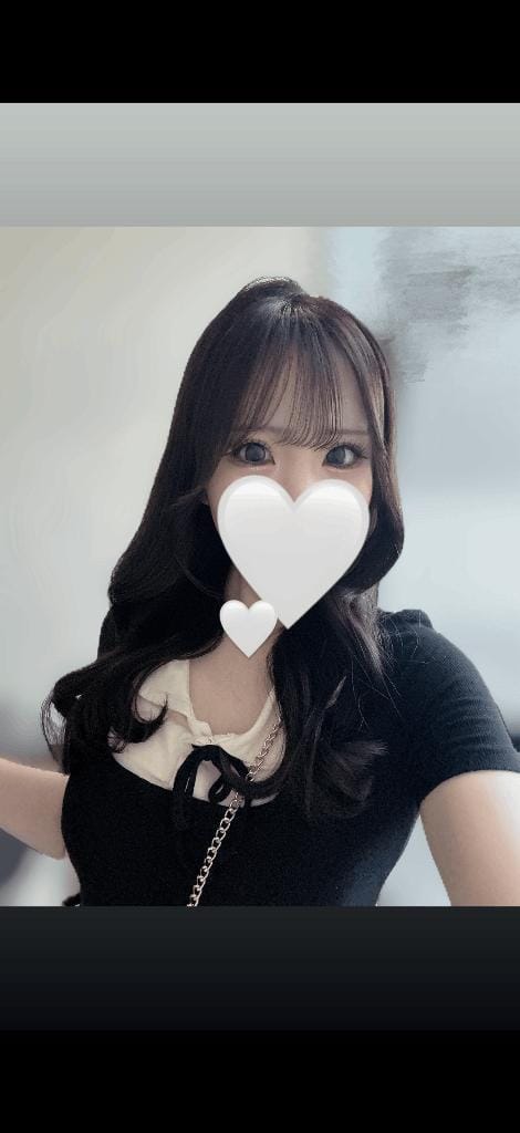 「あいてるひおしえてください♡」08/13(水) 05:17 | まのん【全身敏感なE乳JD】の写メ日記