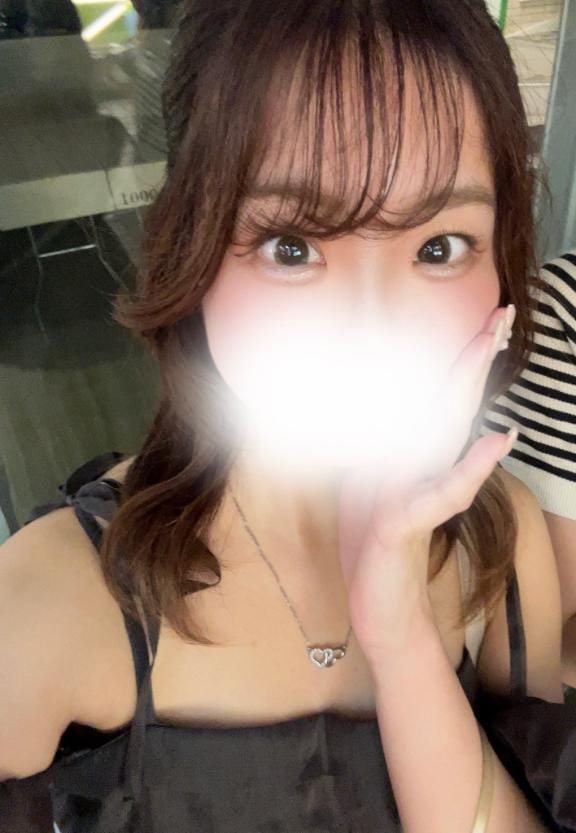 「今日は22時までいます♡」09/19(金) 16:38 | なこの写メ