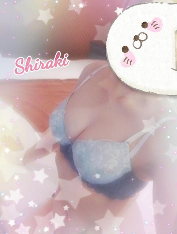 「プチ衣替え」10/09(木) 18:45 | 白木あやねの写メ