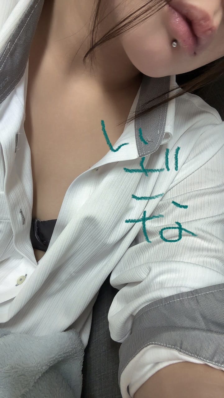 いざな「お久しぶり出勤」10/14(火) 18:38 | いざなの写メ