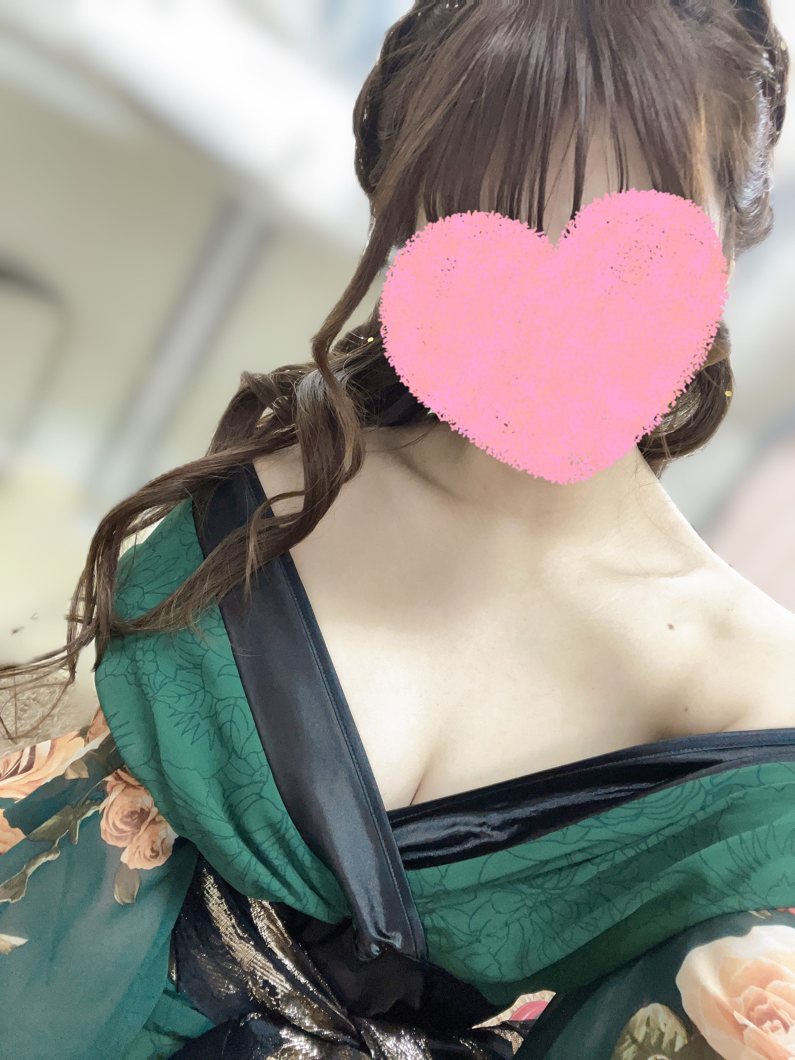 「ナニかさせて」10/17(金) 15:47 | まりんの写メ