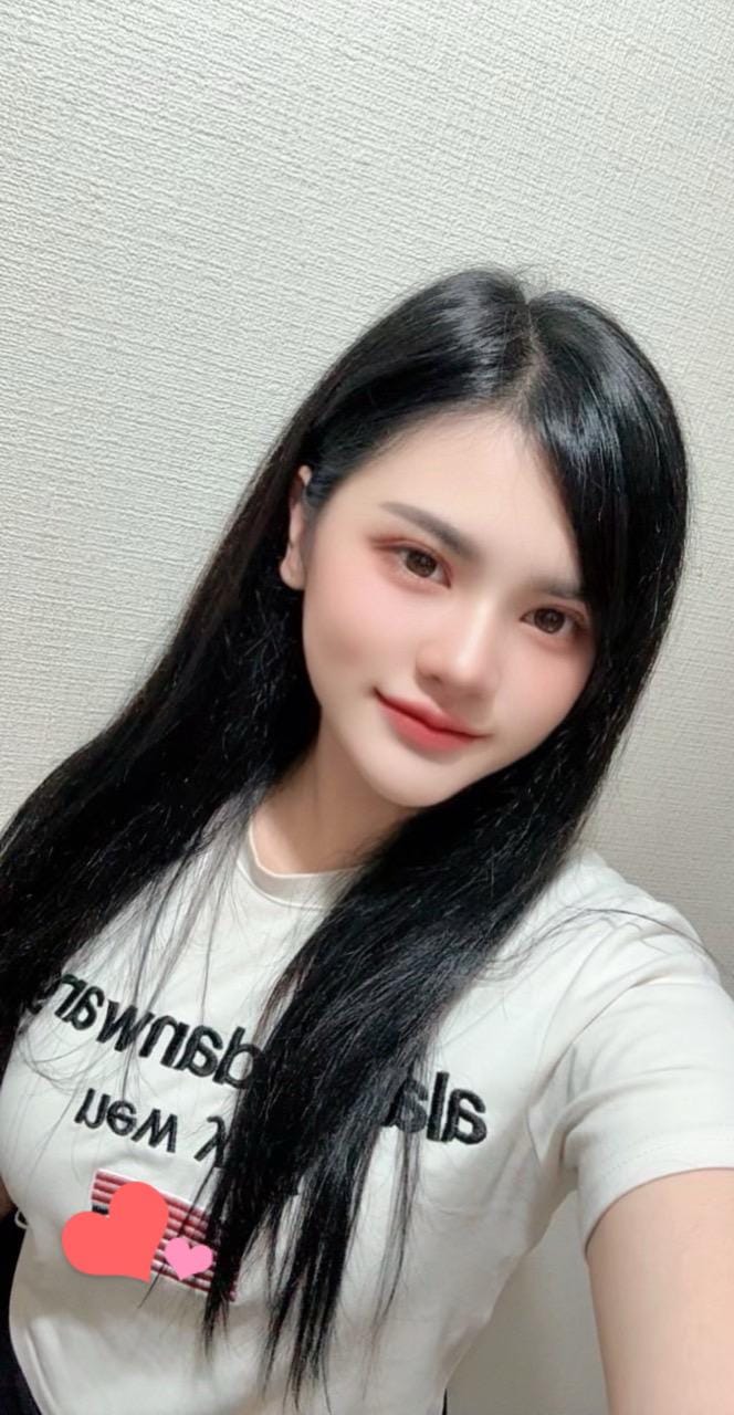 なつ「おはようございます^_^」10/19(日) 10:35 | なつの写メ