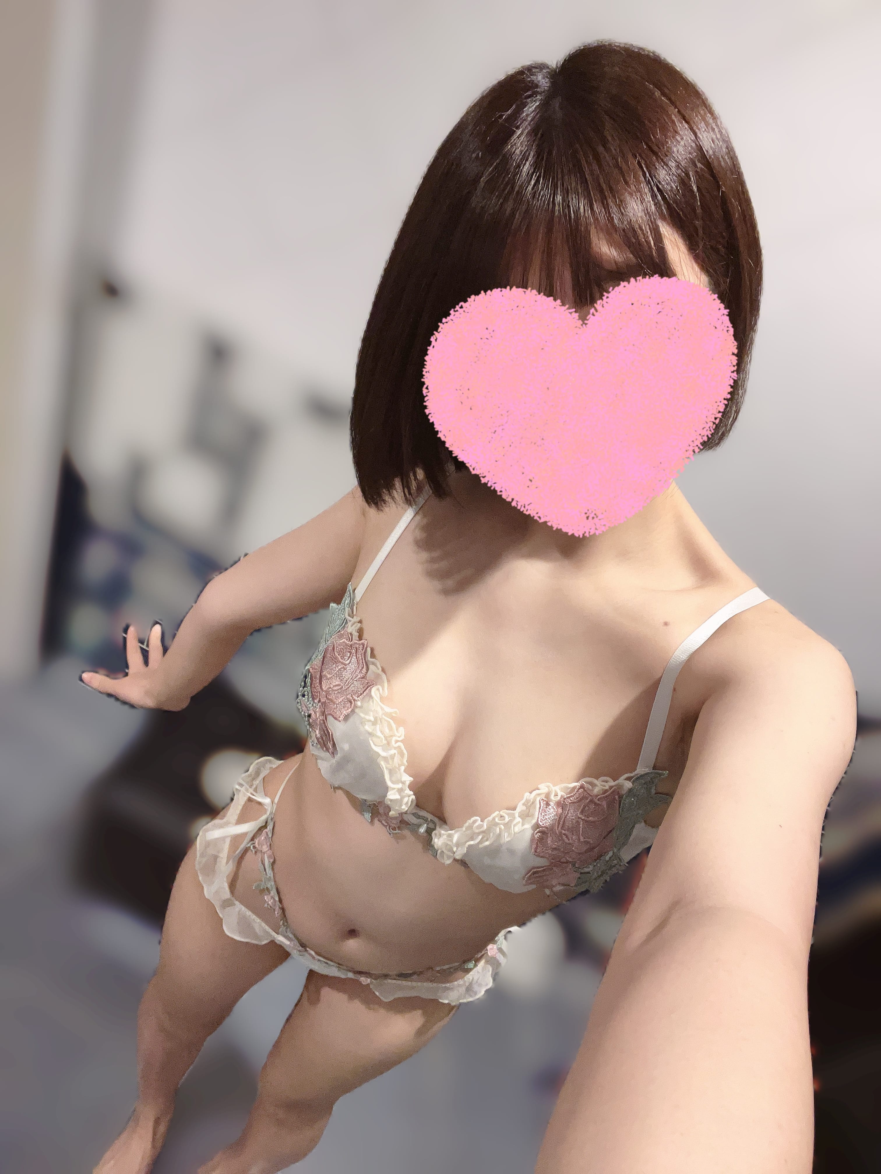 「夜のオアソビ」10/19(日) 16:12 | まりんの写メ