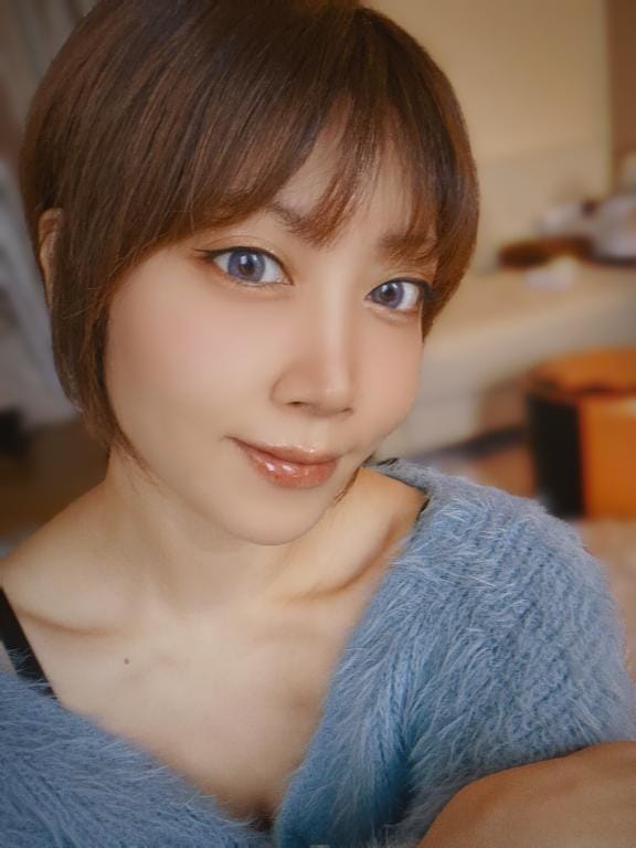 「おはようございます」10/22(水) 10:05 | かのんの写メ