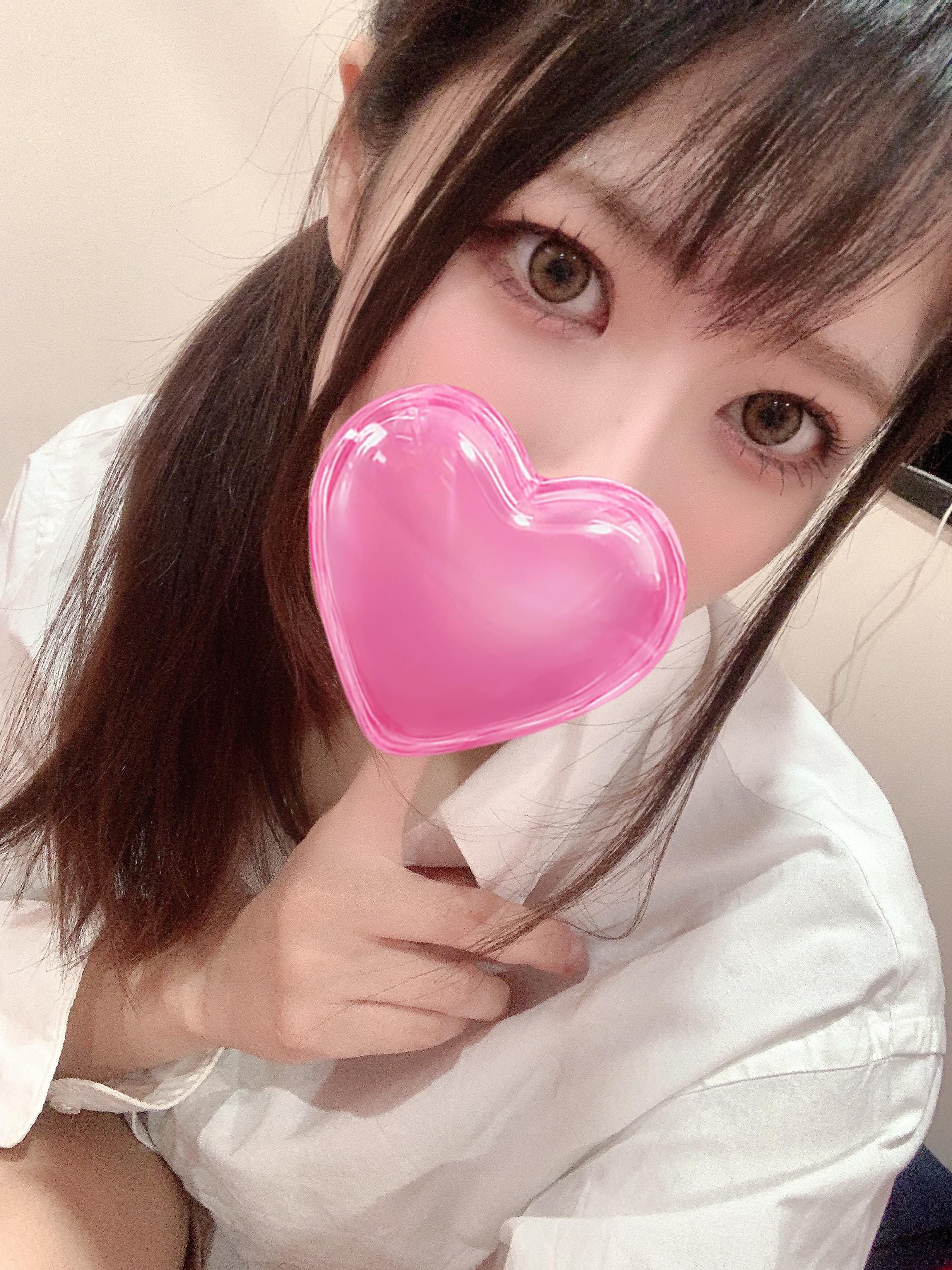 「えっちな目♡♡」10/25(土) 17:53 | マリンの写メ