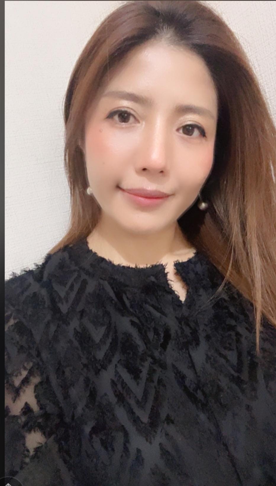 めい「おはようございます^_^」10/31(金) 10:42 | めいの写メ