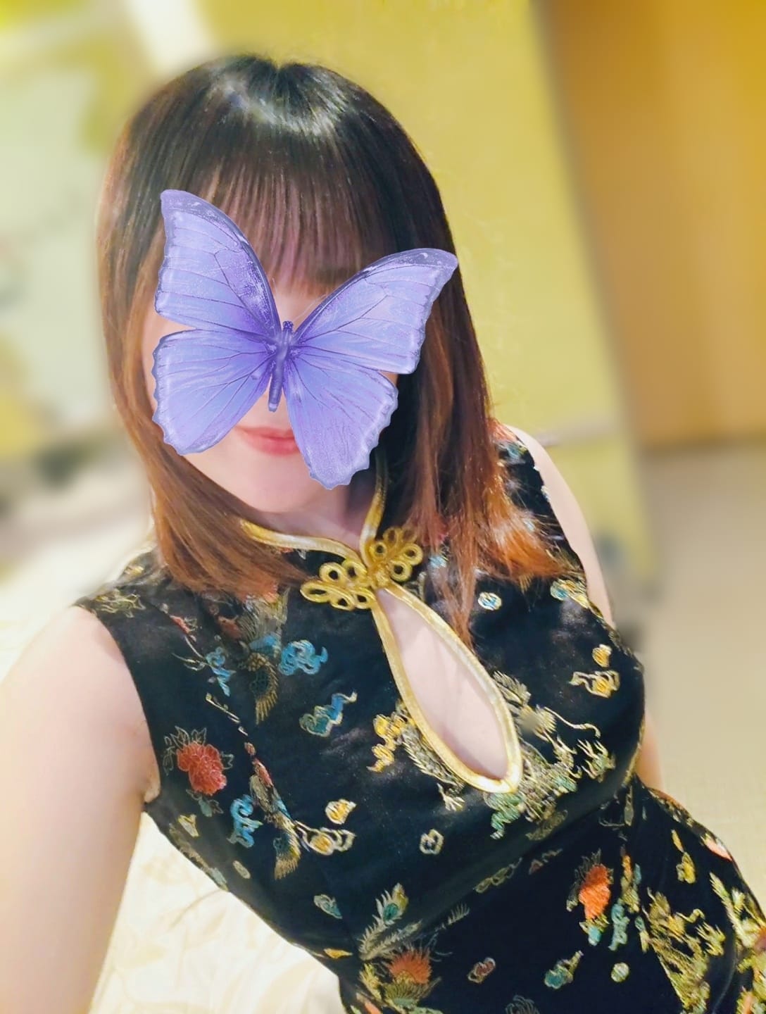 「出勤します♡」11/04(火) 11:38 | まなの写メ