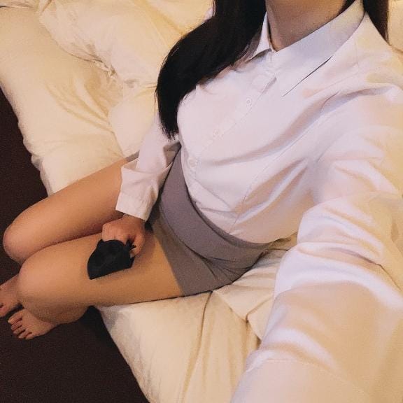 「お得に」11/04(火) 22:30 | 森川めいの写メ