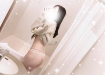 ももな「待機中♡」11/09(日) 19:50 | ももなの写メ