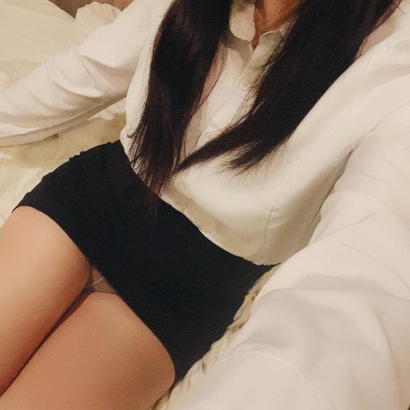 「ふれっしゅ」11/09(日) 22:30 | 森川めいの写メ