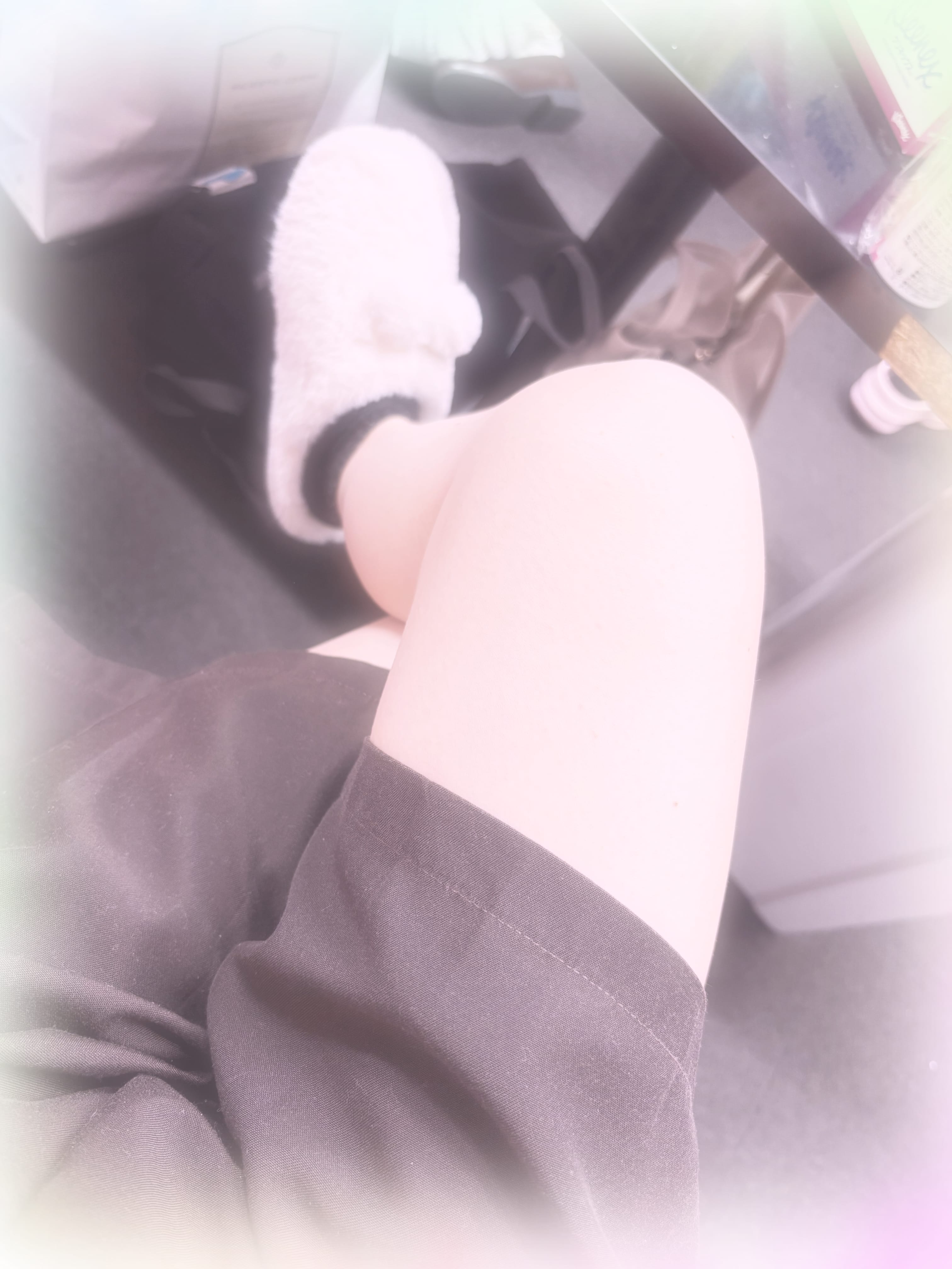 「出勤(￣^￣)ゞ」11/10(月) 20:26 | No.192:晴空の写メ