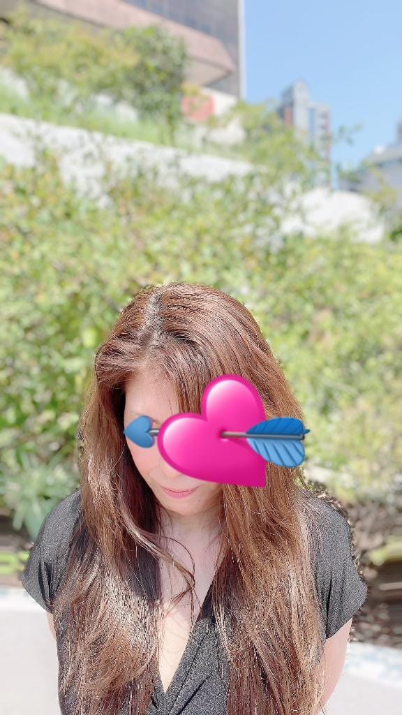 「こんばんは」11/10(月) 21:32 | 清塚 南の写メ