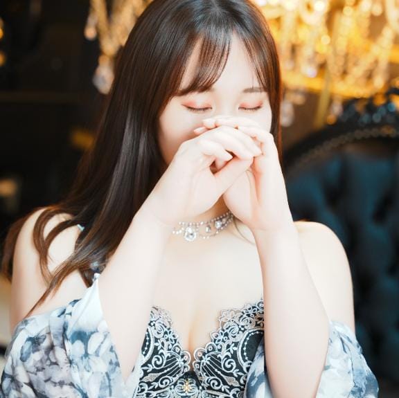 小鳥遊ひな『STANDARD』|福岡県ソープの最新写メ日記