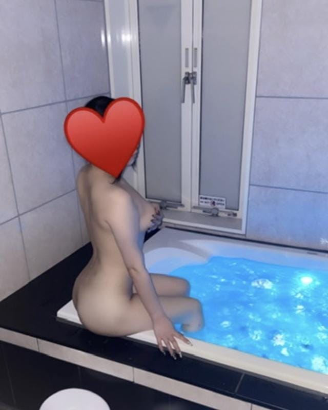 「独り占め⁉️」11/15(土) 12:02 | なぎさの写メ