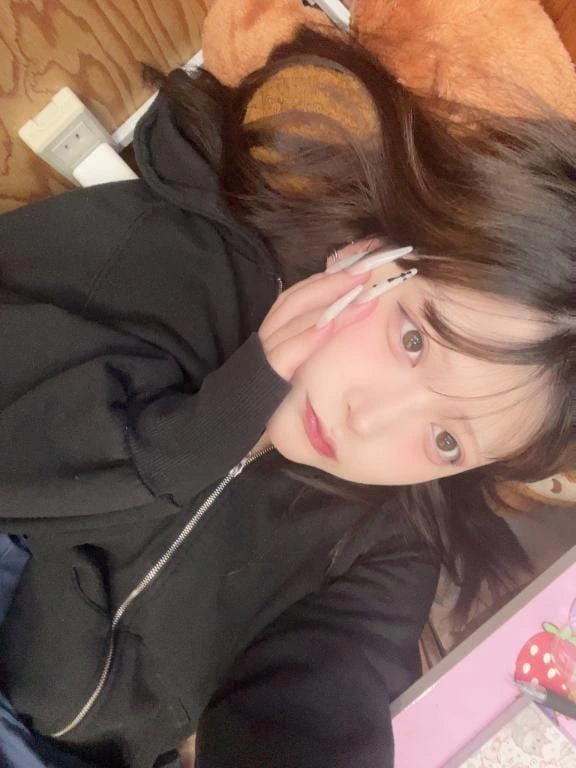 「初日」11/15(土) 19:51 | (スタン)最強べびぃの写メ