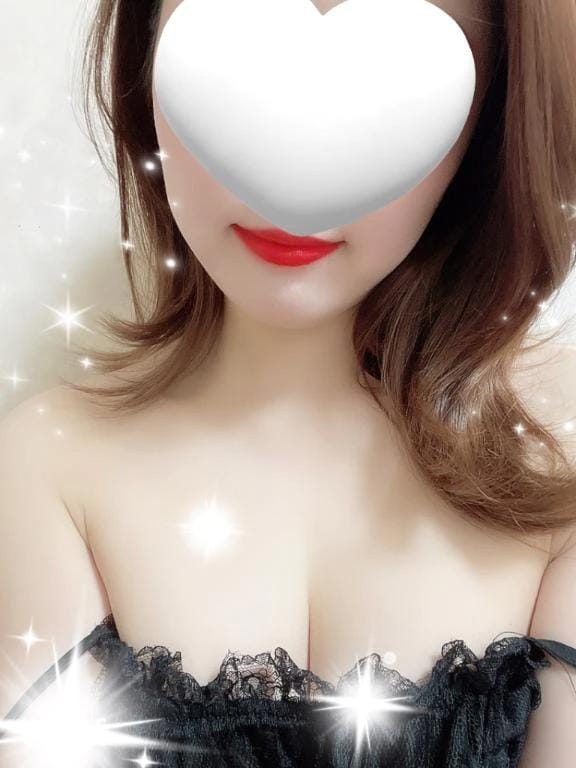 「今みてるあなた♡」11/16(日) 18:06 | 愛沢　かれんの写メ