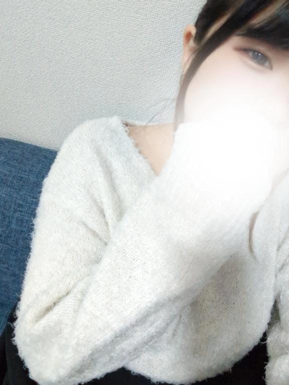 「ちらっとちらっと！」11/17(月) 23:43 | あきの写メ