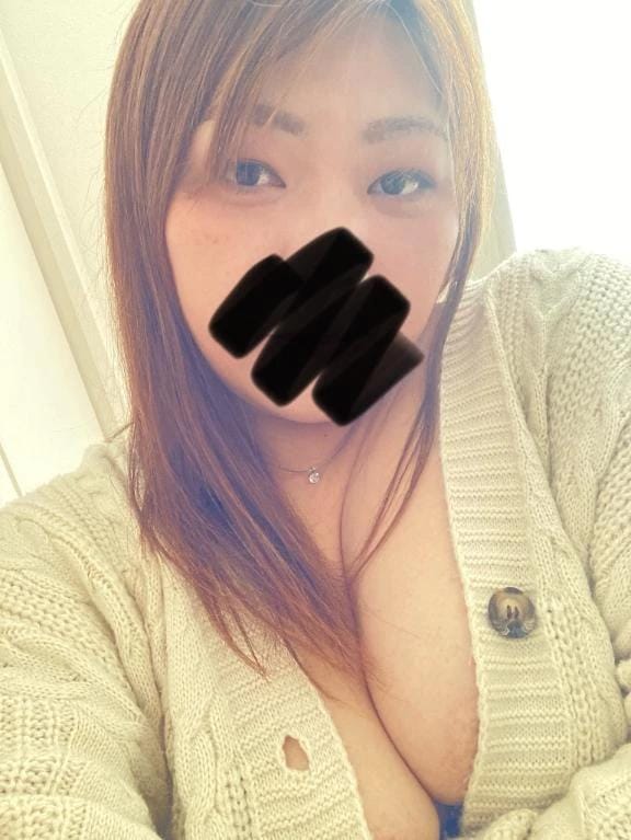 「お誘い待ってます」11/18(火) 15:50 | あいかの写メ