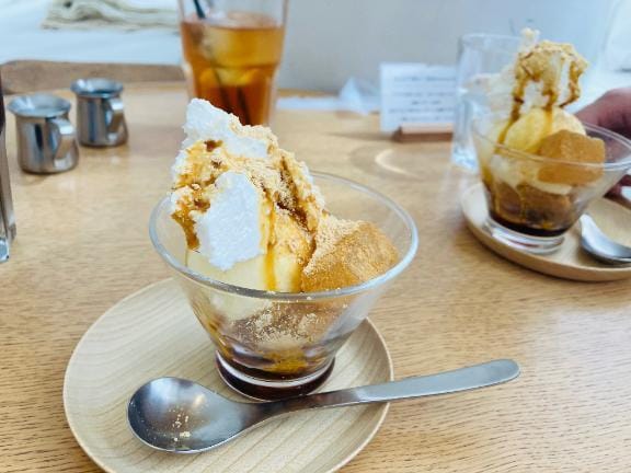 「こんばんは」11/19(水) 01:55 | 夏目 杏樹の写メ