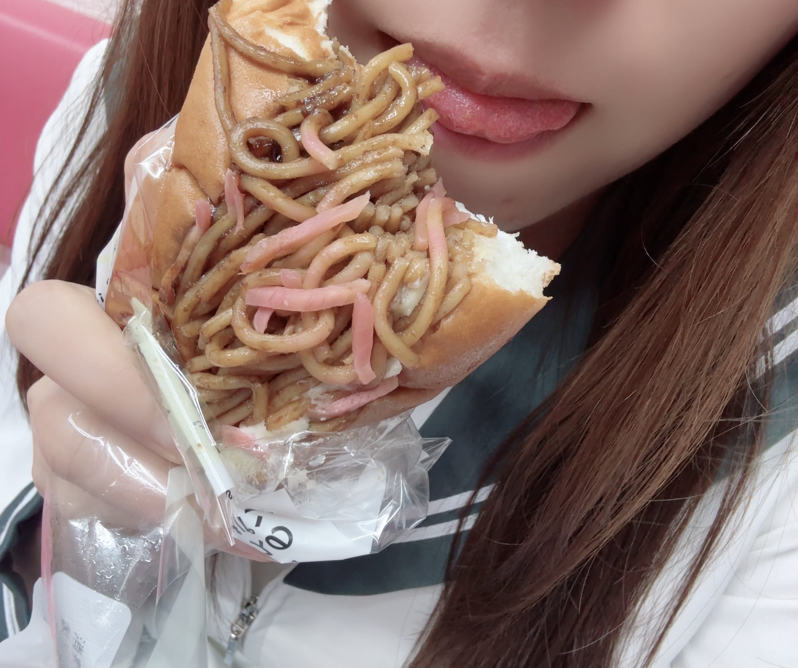 「今週末出張ごめん。」11/28(金) 00:47 | 森の写メ