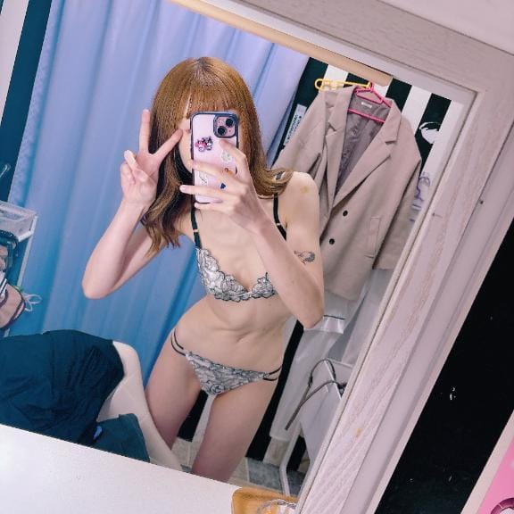 「昨日“ナマ”をたっぷり堪能した話…」11/28(金) 11:06 | ♡かりん♡の写メ