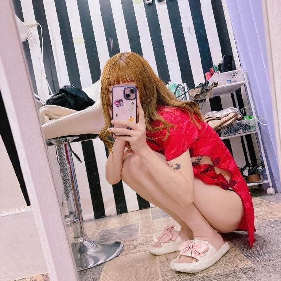 「実は…」11/28(金) 20:40 | ♡かりん♡の写メ